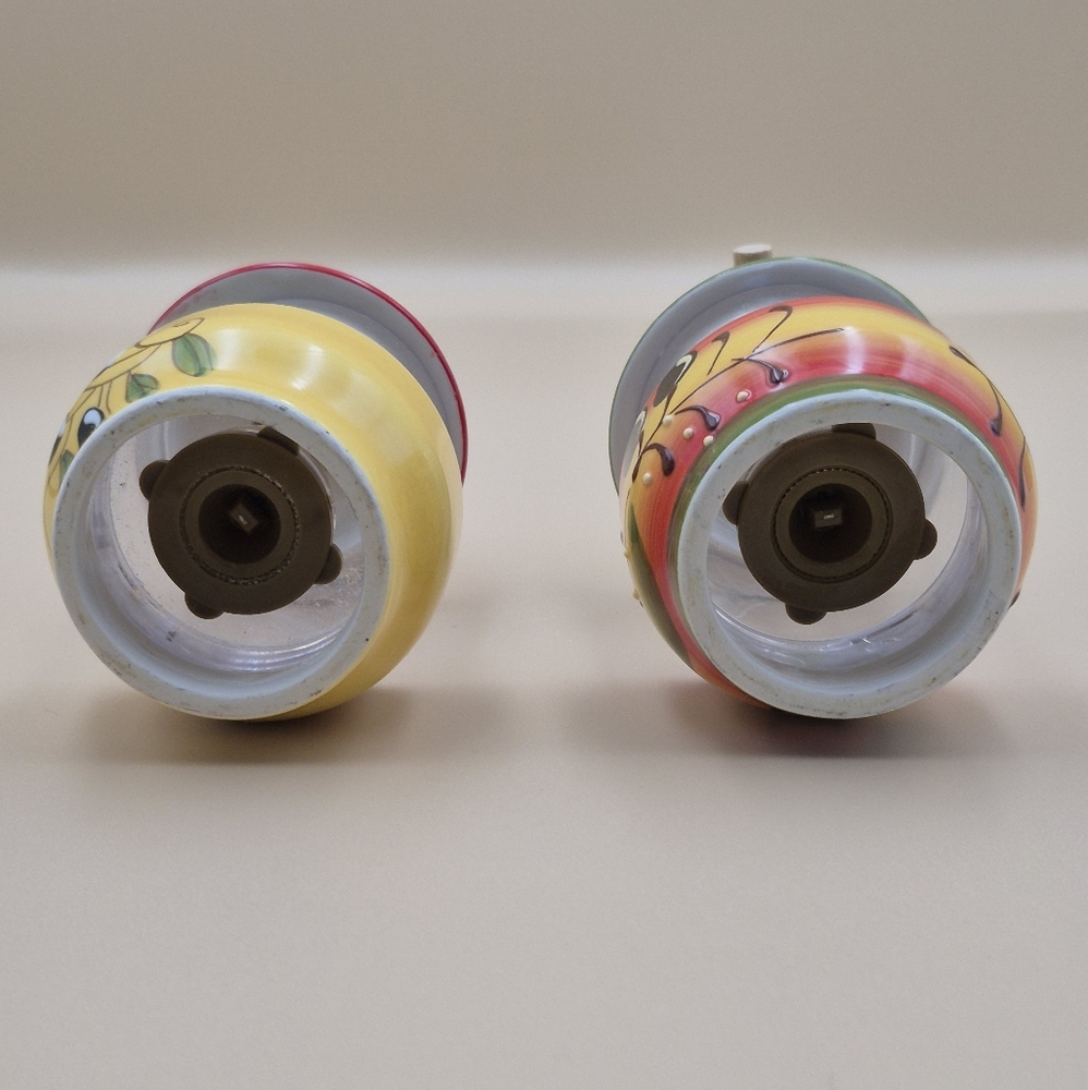 2 Le Cluny French Handpainted Ceramic Herb Mill/ Spice Salt Pepper Grinders - Picture 10 of 10